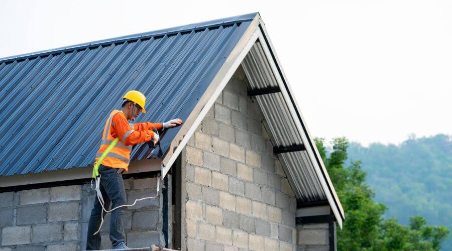 Expert Emergency Roof Repairs services in Bridgewater, SD